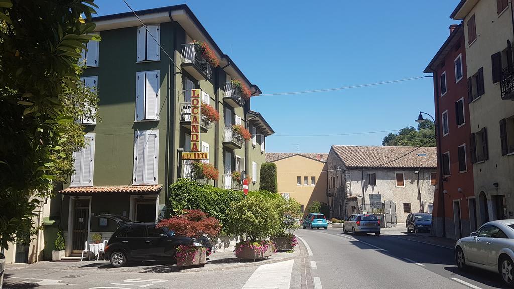 Albergo Alla Rocca Garda  Bagian luar foto